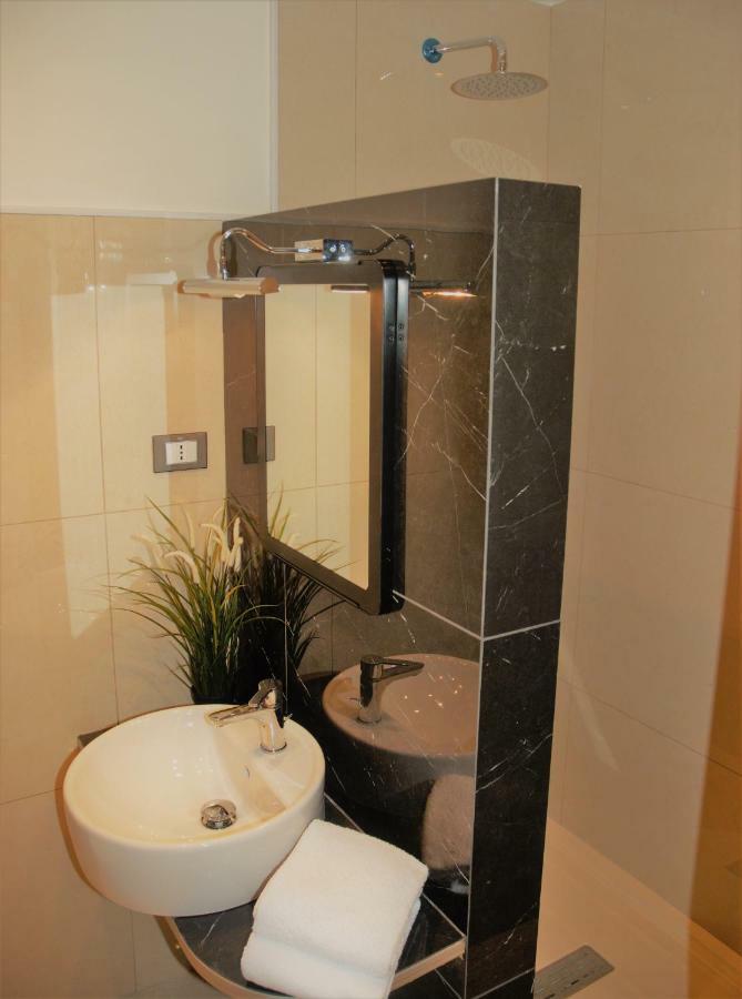 Cinque Terre The Square Apt - Two Bathrooms La Spezia Esterno foto